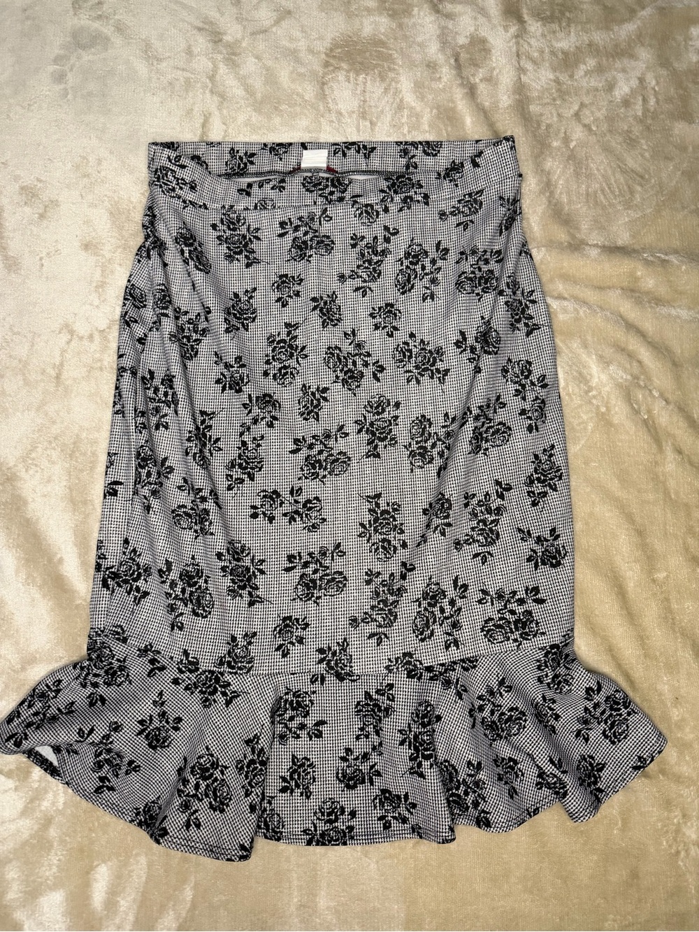 Double Click Petite Floral Houndstooth Ruffle Hem Skirt Size PL Whimsy Goth Y2K